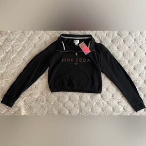 New with tags pink soda sport cropped half zip size large